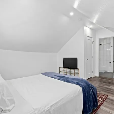 Day Dream Denver Stay